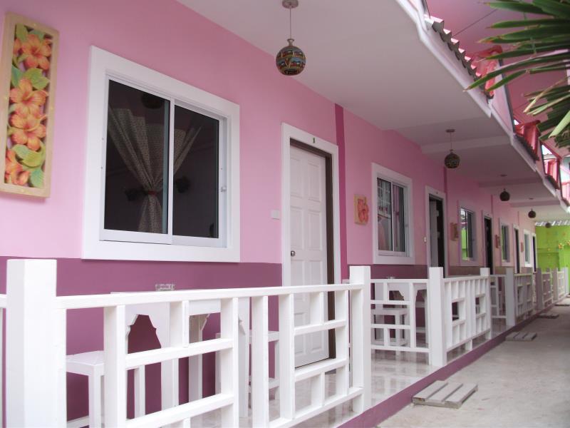 Baan Kaneang Koh Larn Exterior foto